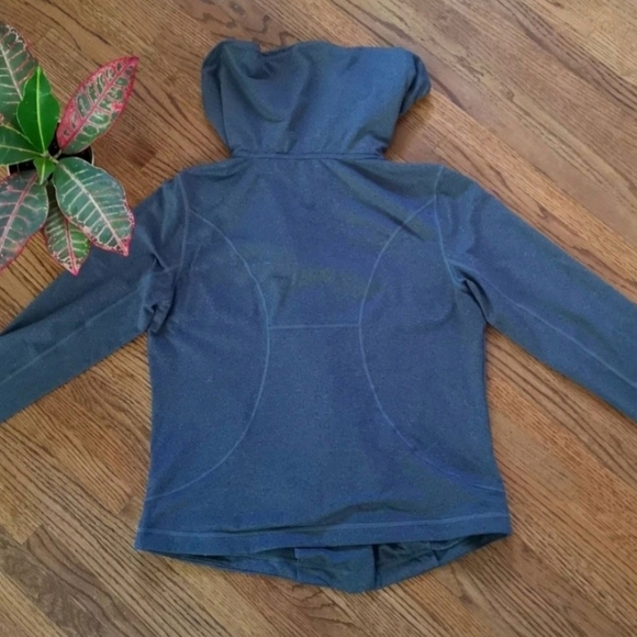 Hyba zip up athletic sweater - Picture 2 of 5